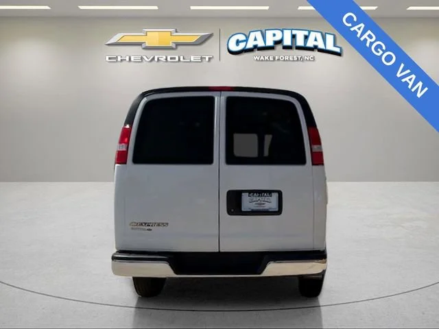 Used 2024 Summit White Chevrolet WT image 4