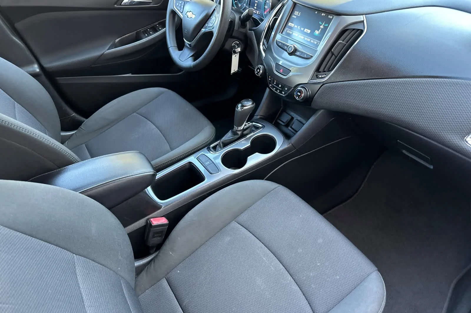 Used 2017 Kinetic Blue Metallic Chevrolet LT image 15