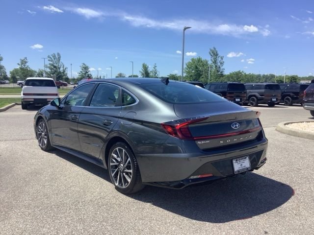 Certified Used 2023 Gray Hyundai Limited image 7