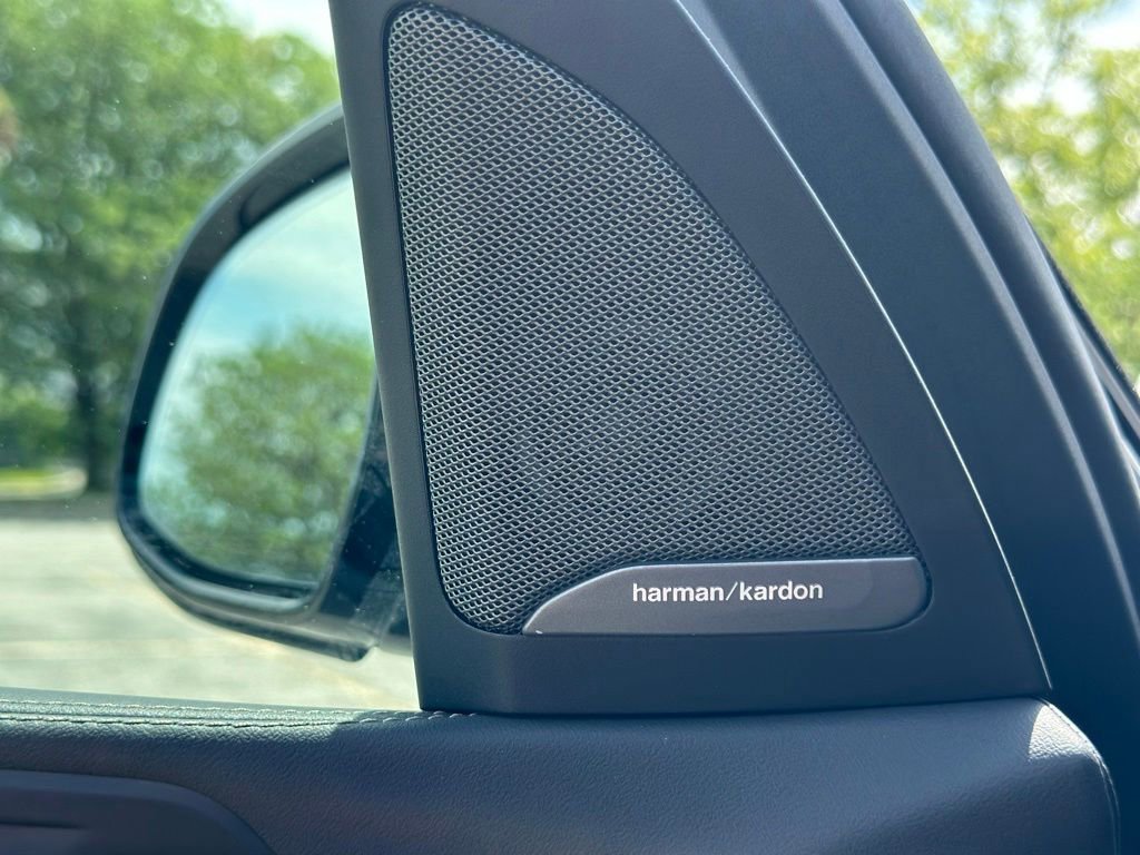 New 2026 Skyscraper Grey Metallic BMW xDrive50e image 19