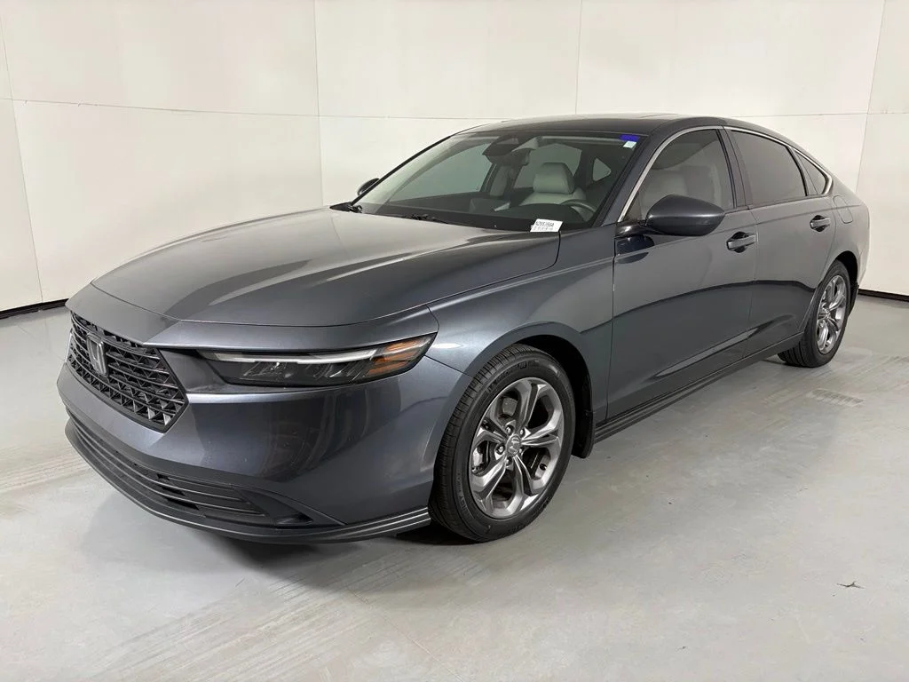 Used 2024  Honda EX image 8