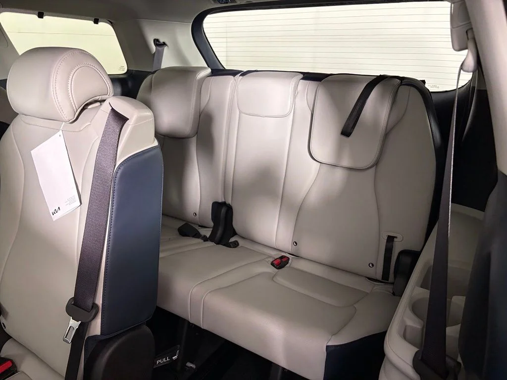 New 2026 Ceramic Silver Kia EX image 40