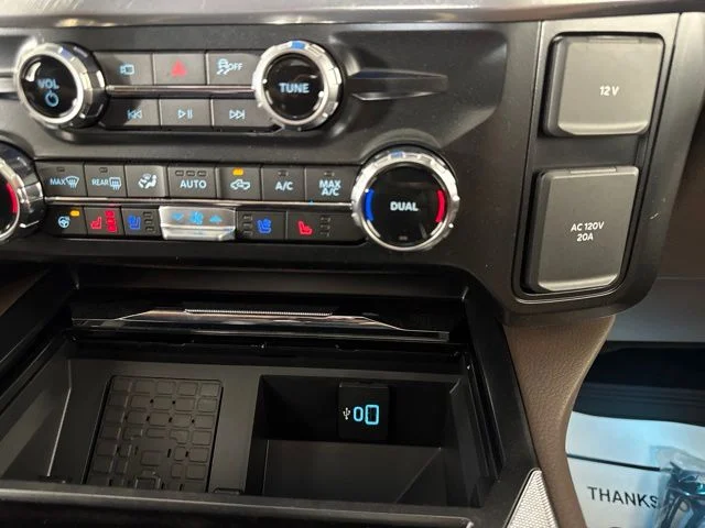 New 2026 Agate Black Metallic Ford F-250® King Ranch® image 17