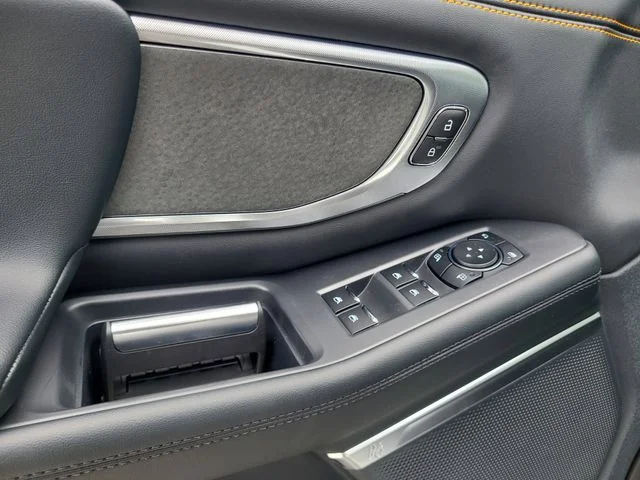 New 2026 White Metallic Ford Tremor image 21