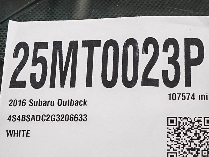 Used 2016 Crystal White Pearl Subaru 2.5i Premium image 30