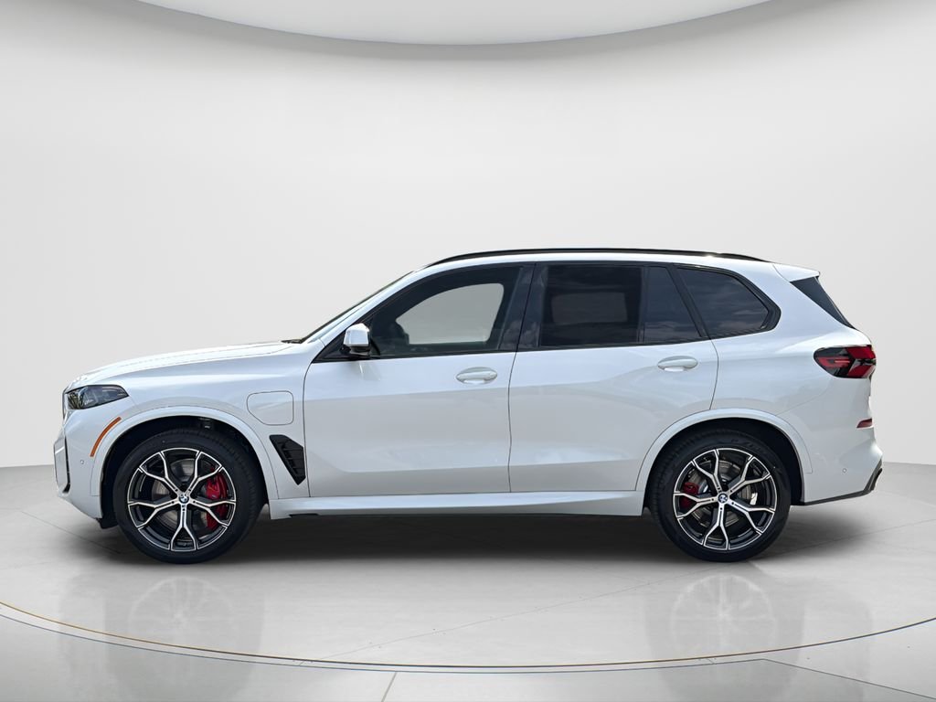 New 2026 Mineral White Metallic BMW xDrive50e image 8