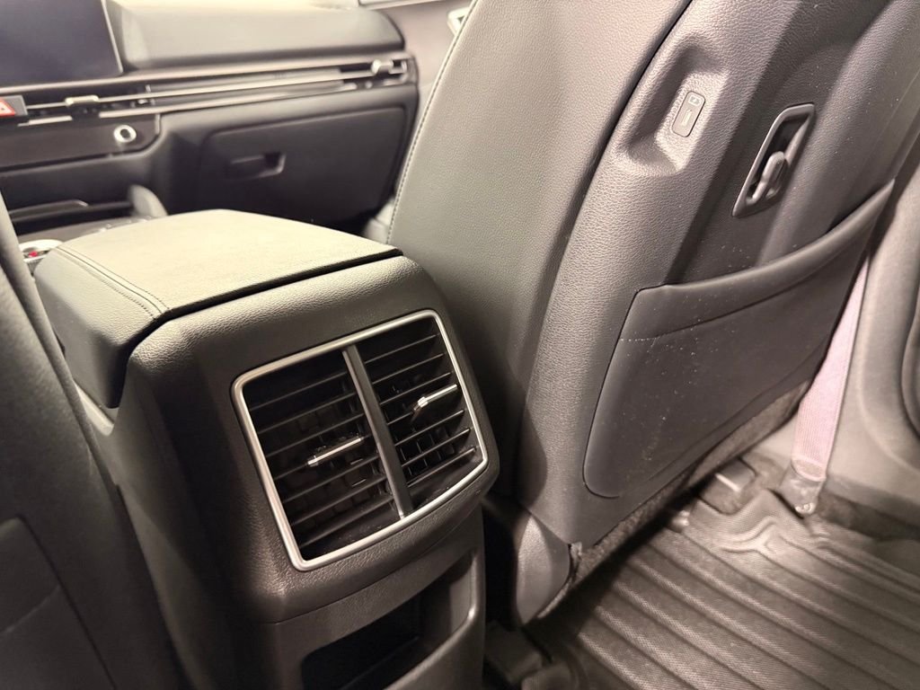 Used 2026 Gravity Gray Kia EX image 18