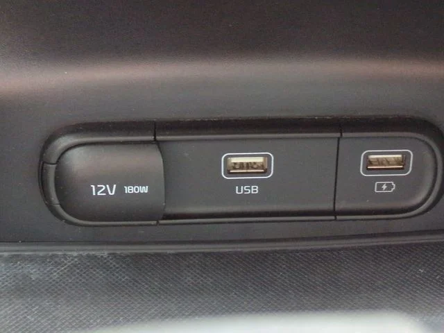 Certified Used 2023 Wolf Gray Kia GT-Line image 21