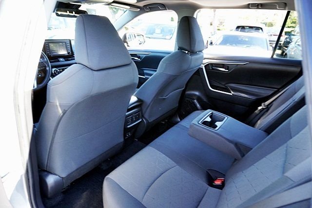 2022 Toyota RAV4 XLE | CarEdge | CarEdge