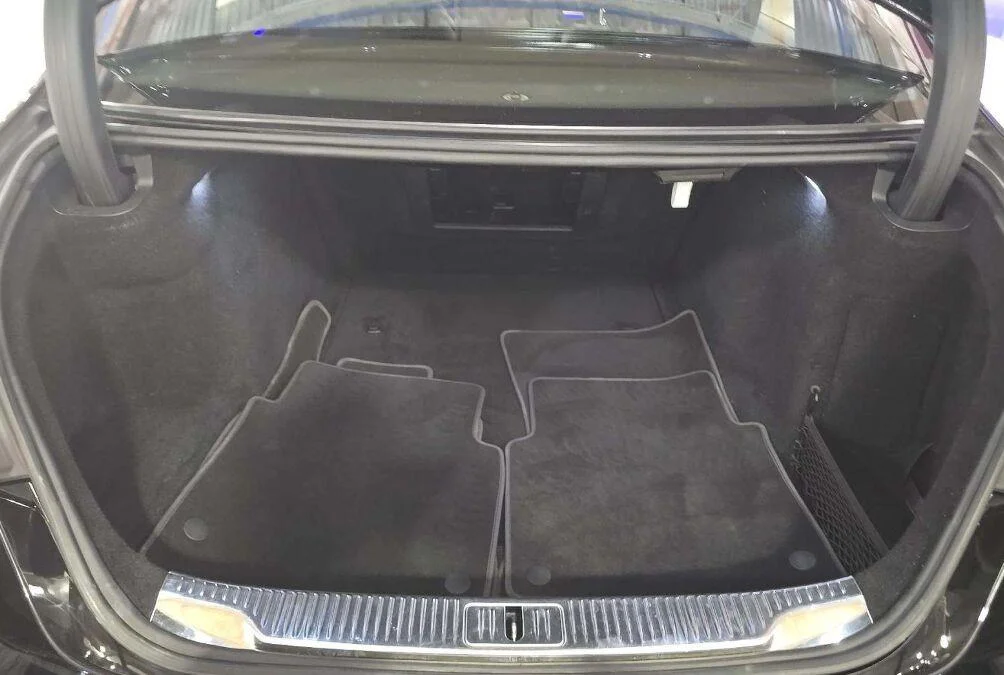 Used 2024 Black Mercedes-Benz S 580 image 7