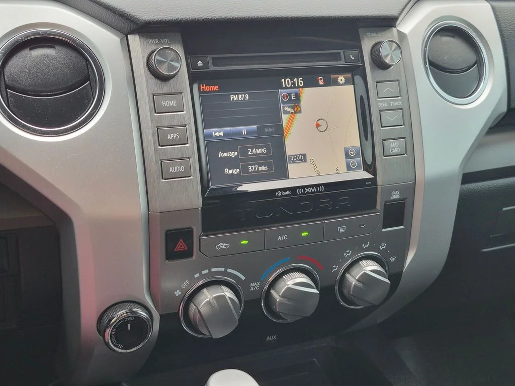 Used 2019 Midnight Black Metallic Toyota SR5 image 16