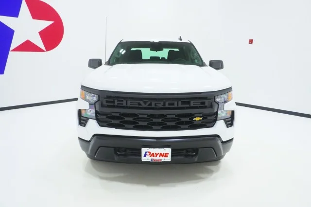 New 2026 Summit White Chevrolet WT image 2