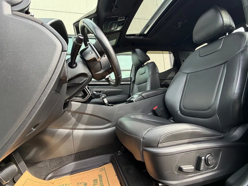 Used 2024 Gray Hyundai XRT image 10