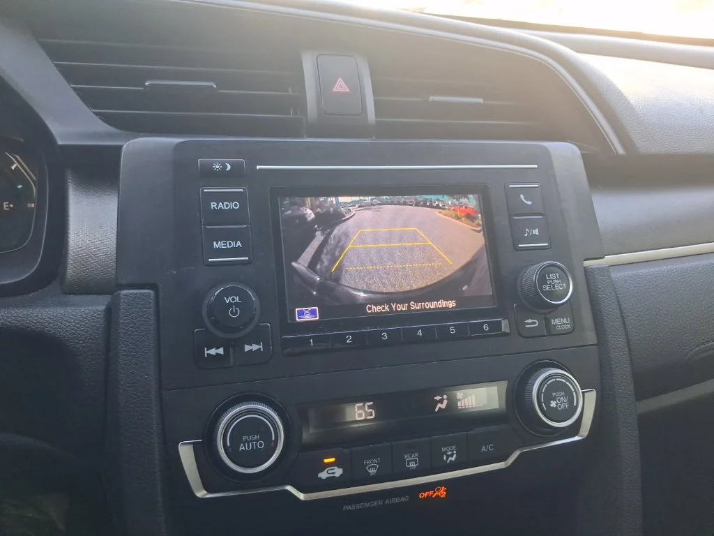 Used 2020  Honda LX image 25