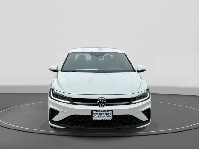 2027 Volkswagen Jetta photo 2