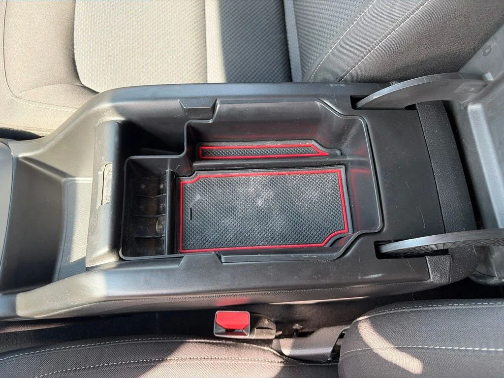 Used 2021 Gray Chevrolet LT image 22