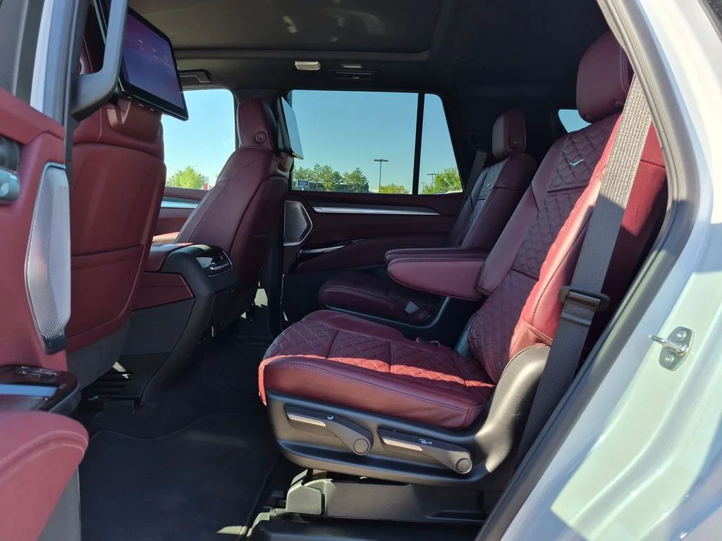 2026 Cadillac Escalade Sport - Photo 45