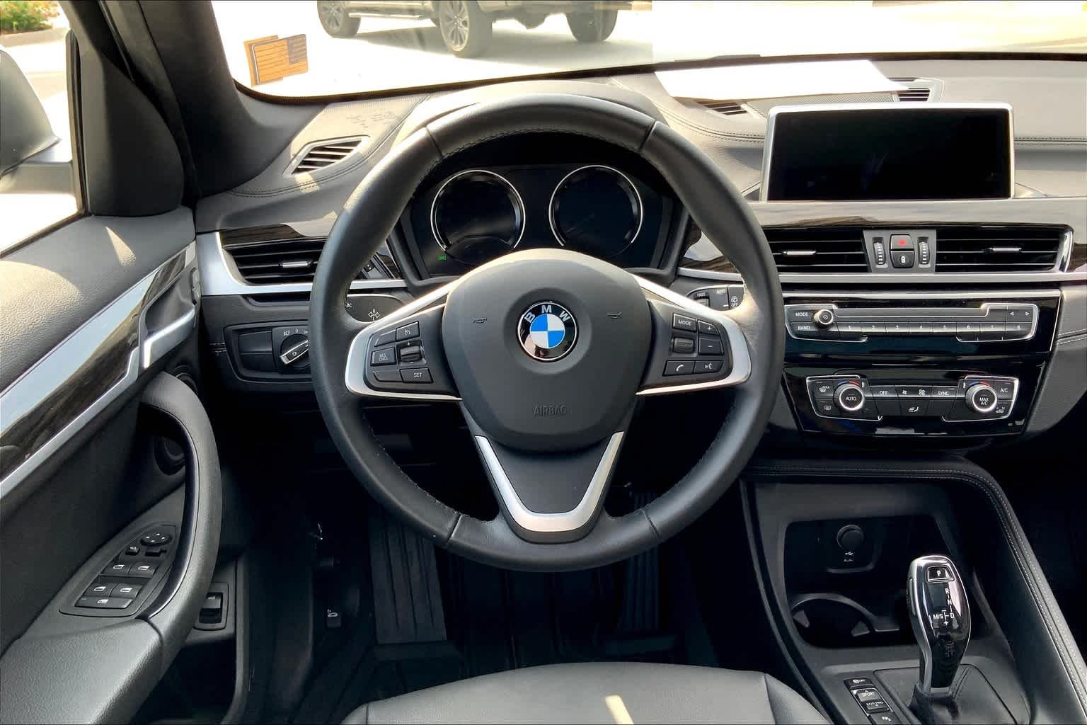 Used 2021 Alpine White BMW xDrive28i image 17