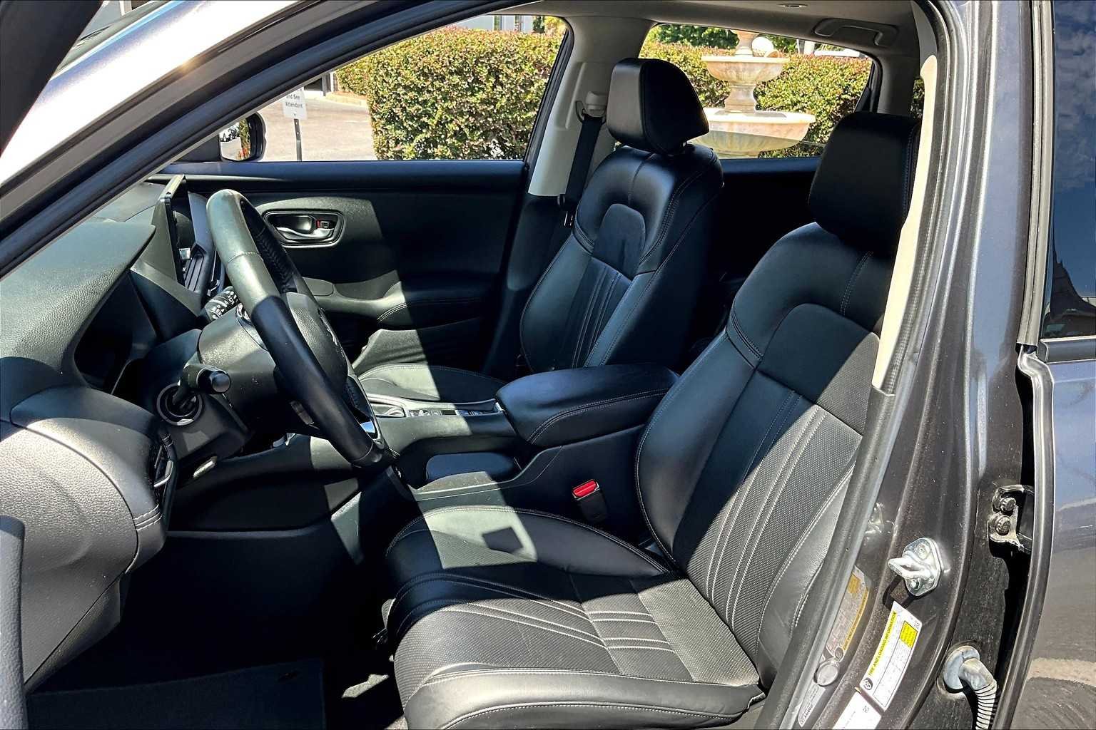 Certified Used 2023 Modern Steel Metallic Honda EX-L image 9