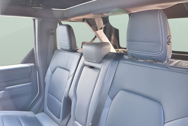 Used 2022 Oxford White Ford Outer Banks image 15