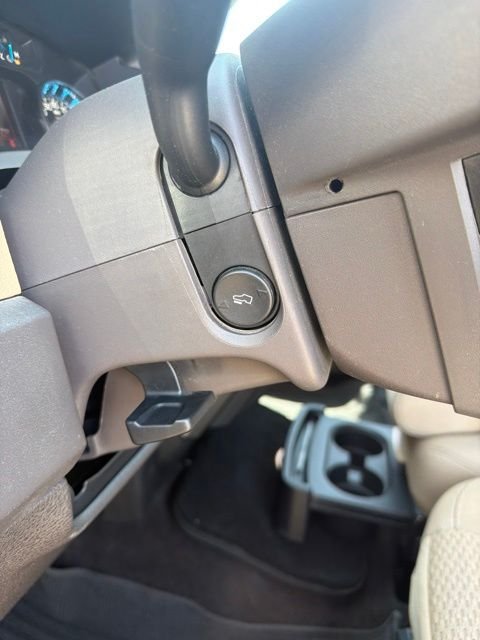 Used 2014 Oxford White Ford XLT image 15