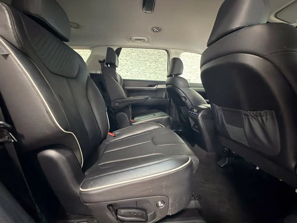 Used 2024 Hyper White Hyundai SEL image 13