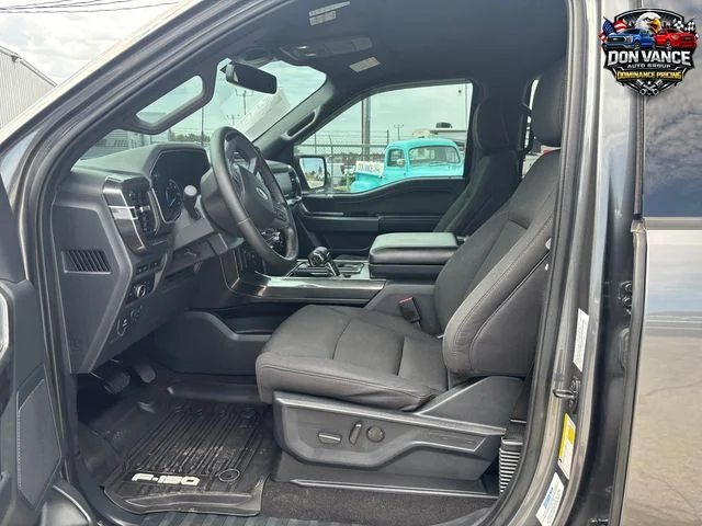 Used 2023 Gray Ford XLT image 9