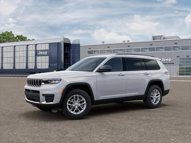 New 2026 Bright White Clear-Coat Exterior Paint Jeep Laredo image 1