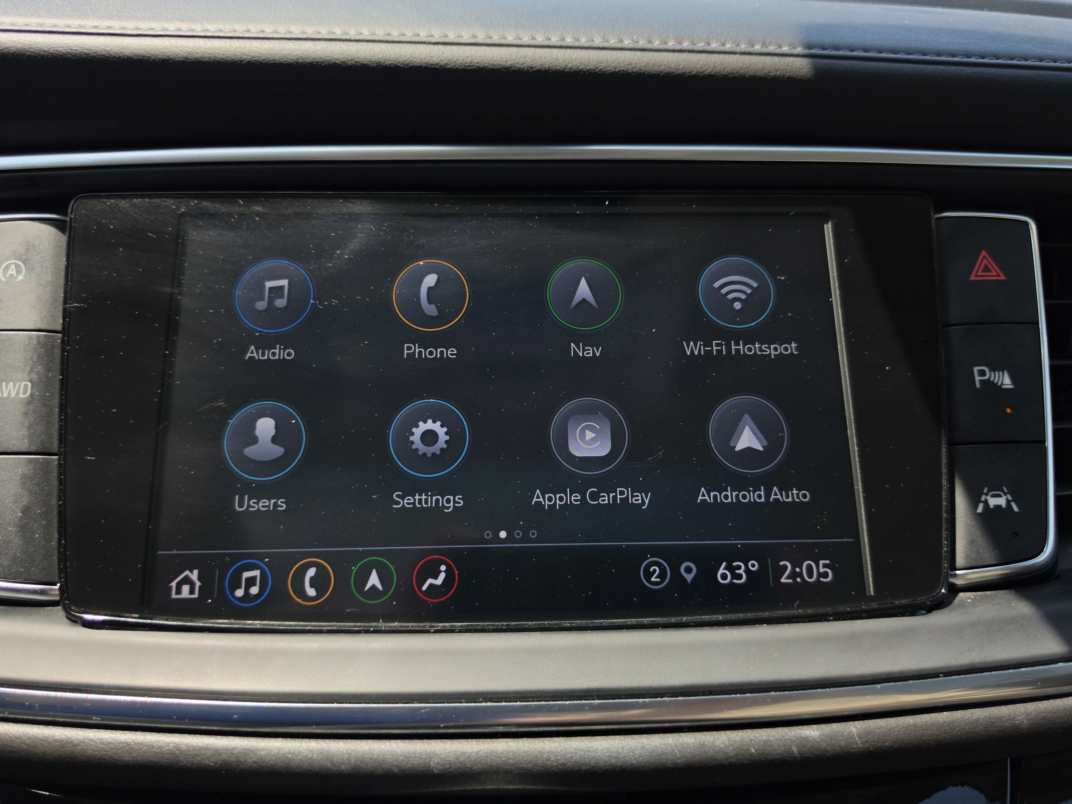 Used 2023 White Frost Tricoat Buick Avenir image 28