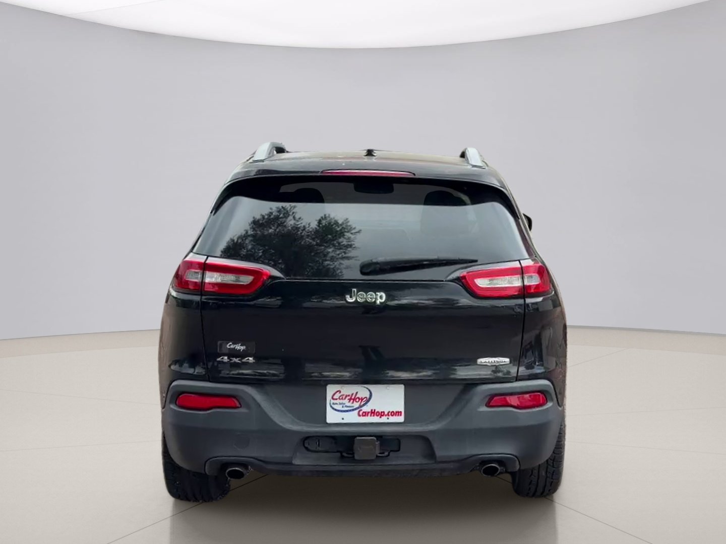 Used 2014 Black Jeep LATITUDE image 4