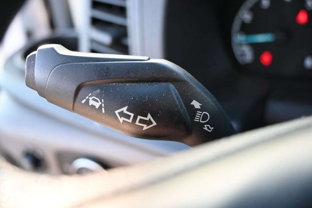 Used 2025 Oxford White Ford Base image 26