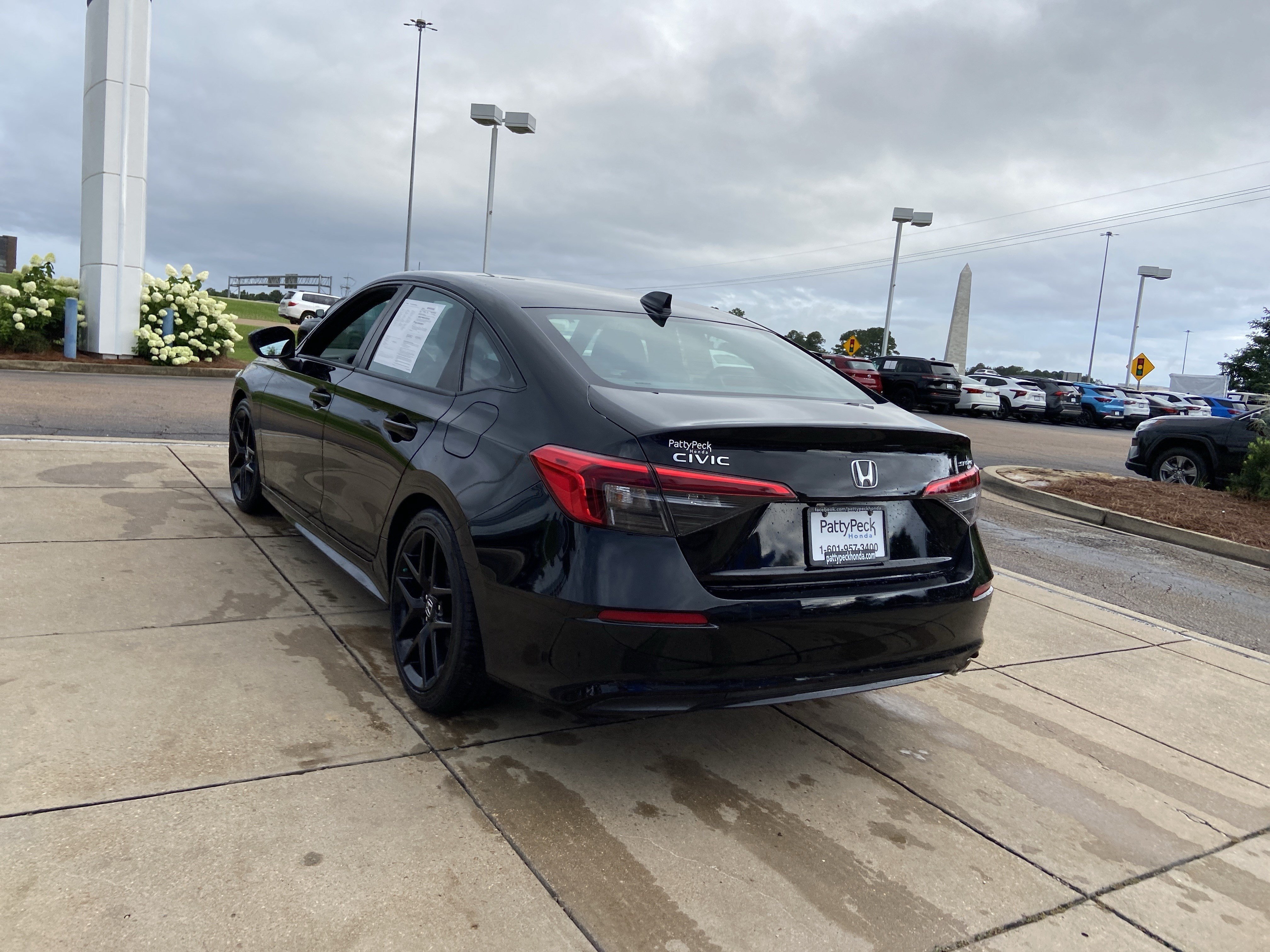 Used 2024 Crystal Black Pearl Honda Sport image 9