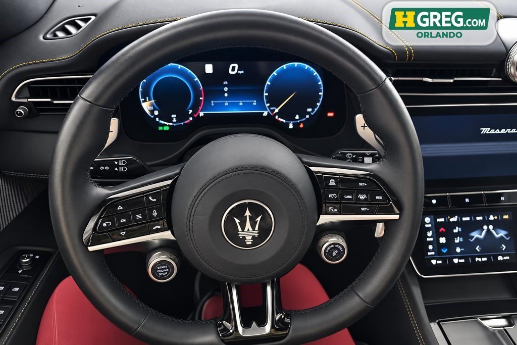 Used 2023 Bianco Astro Metallic Maserati Modena image 10