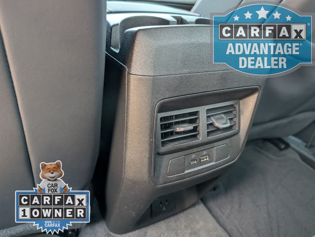 Used 2024 Summit White Chevrolet Z71 image 19