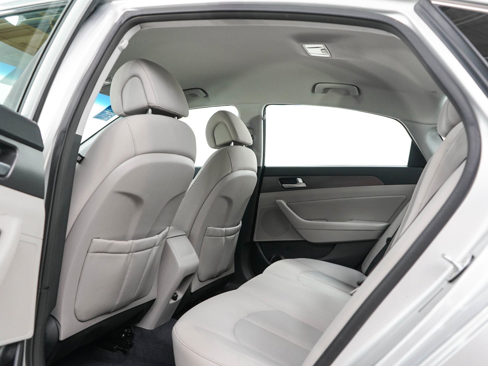 Used 2015 Symphony Silver Hyundai 4dr Sdn 2.4L Sport image 17