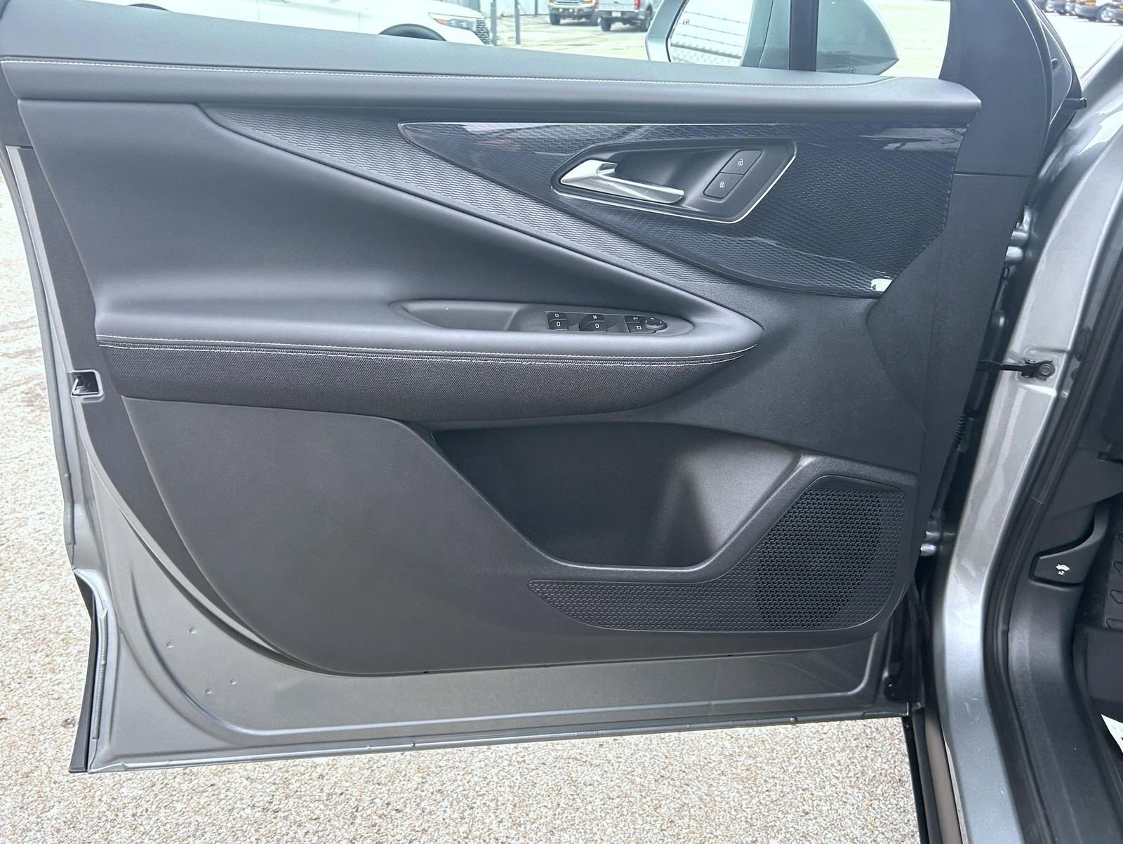 2026 Chevrolet Blazer EV LT - Photo 9