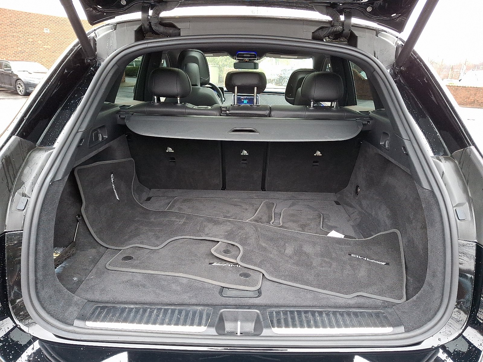 Certified Used 2024 Black - 040 Mercedes-Benz 4MATIC® image 29