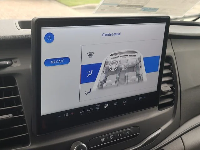 New 2026 Oxford White Ford Base image 23