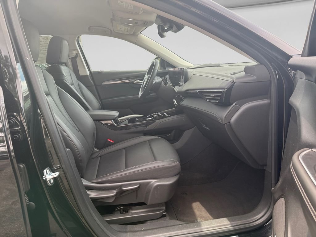 Used 2025 Black Buick Preferred image 17