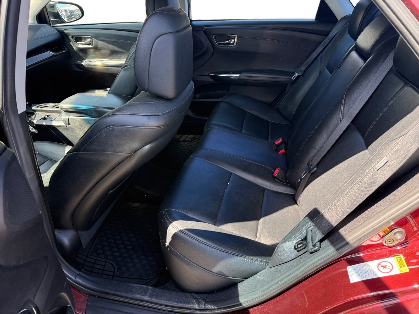 Used 2014 Mica Toyota XLE Touring image 16
