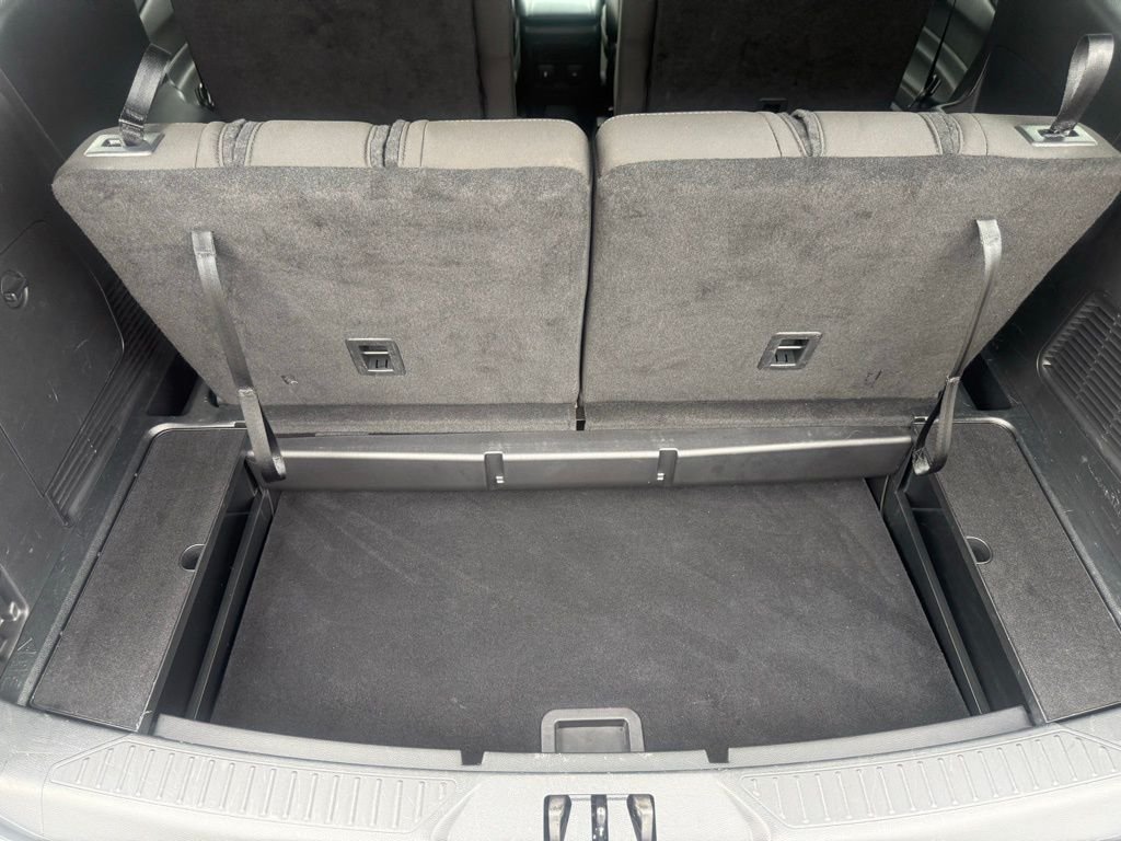 Used 2024 Gray Ford XLT image 44