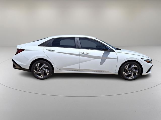 Certified Used 2025 White Hyundai SEL Sport image 12