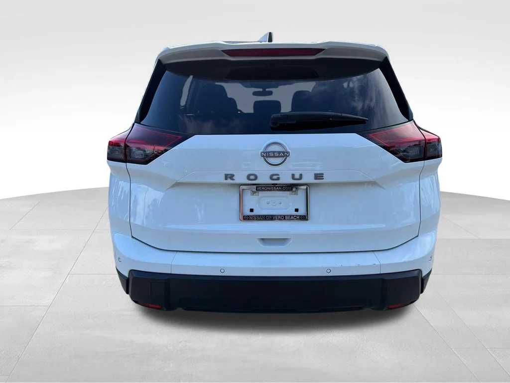 2024 Nissan Rogue S - Photo 6