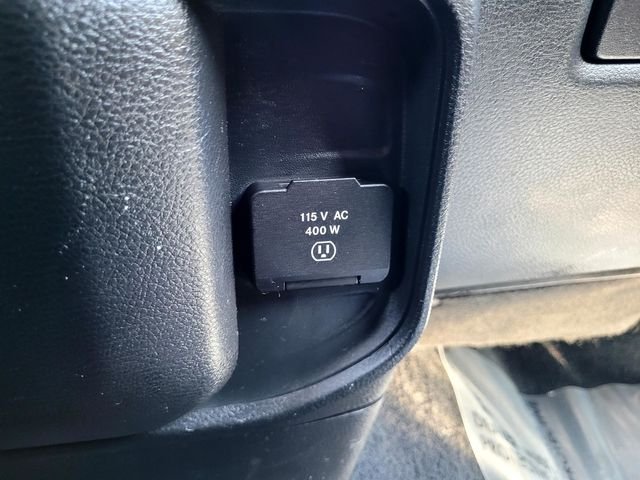 Used 2019 Blue Ram Laramie image 19