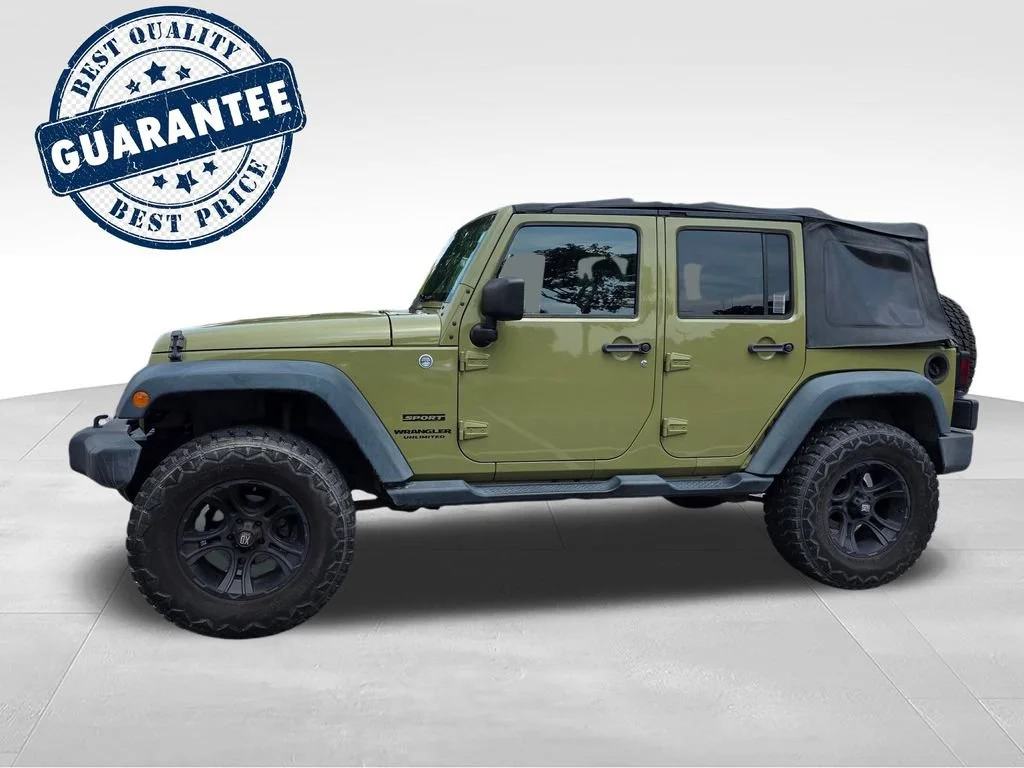 Used 2013 Green Jeep Sport image 3