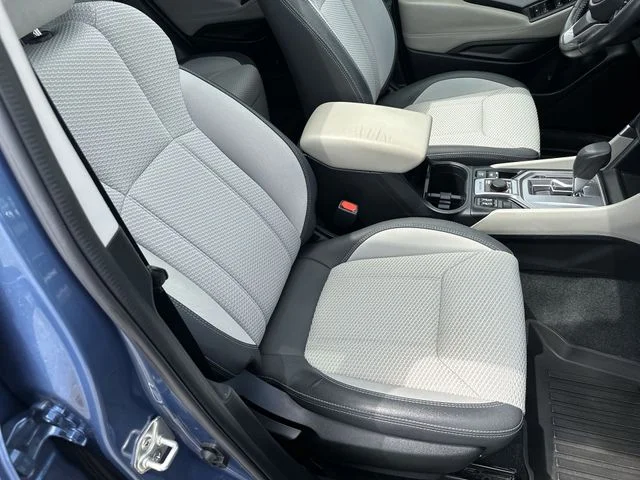 Used 2021 Blue Subaru Premium image 27