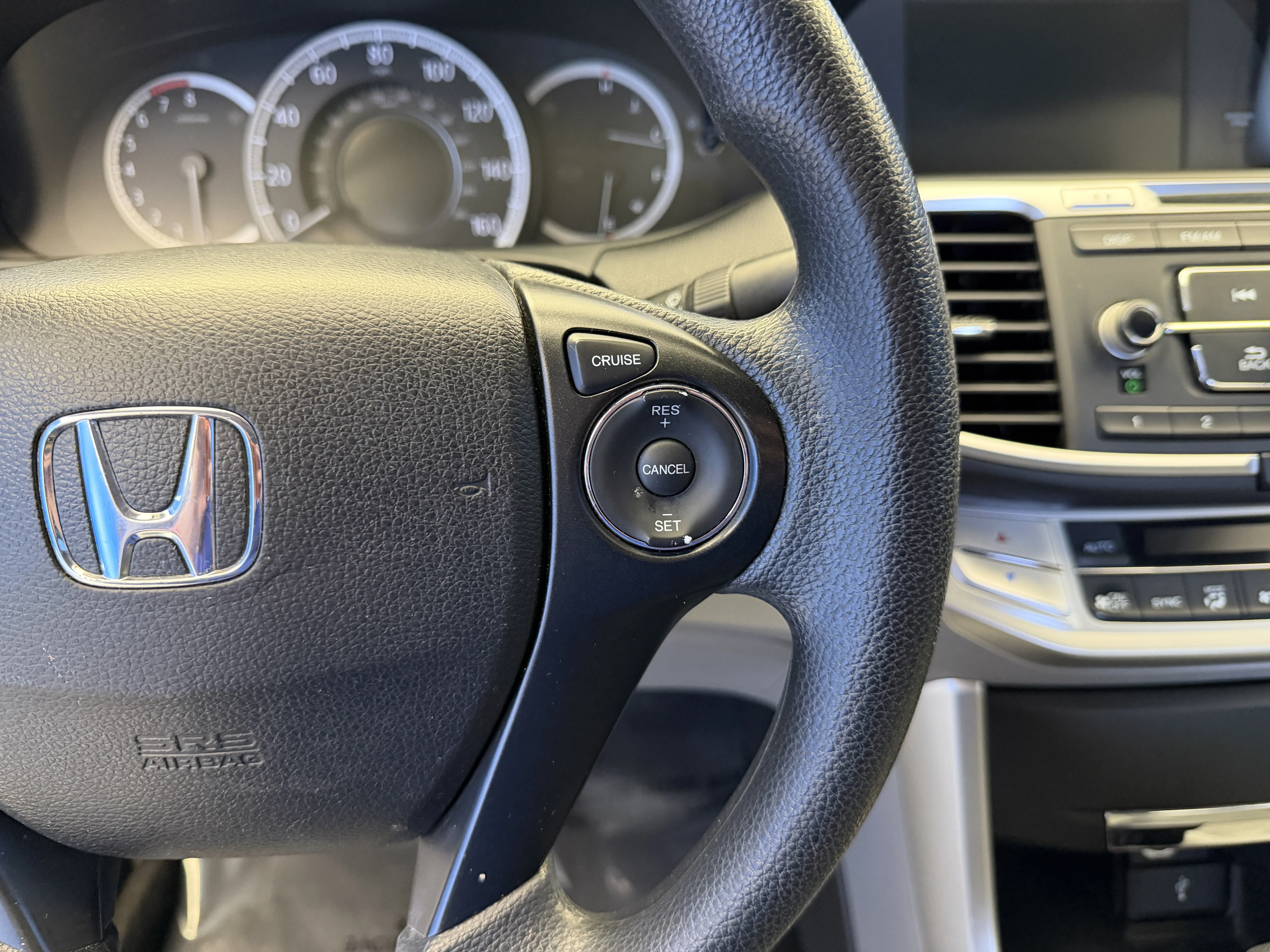 Used 2013 Obsidian Blue Pearl Honda LX image 15