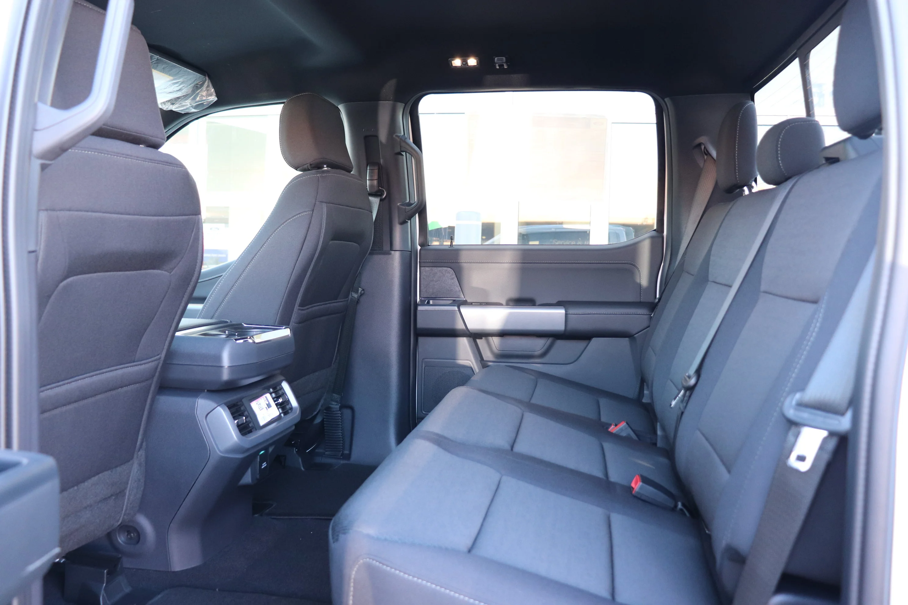 New 2026 OXFORD WHITE Ford XLT image 13