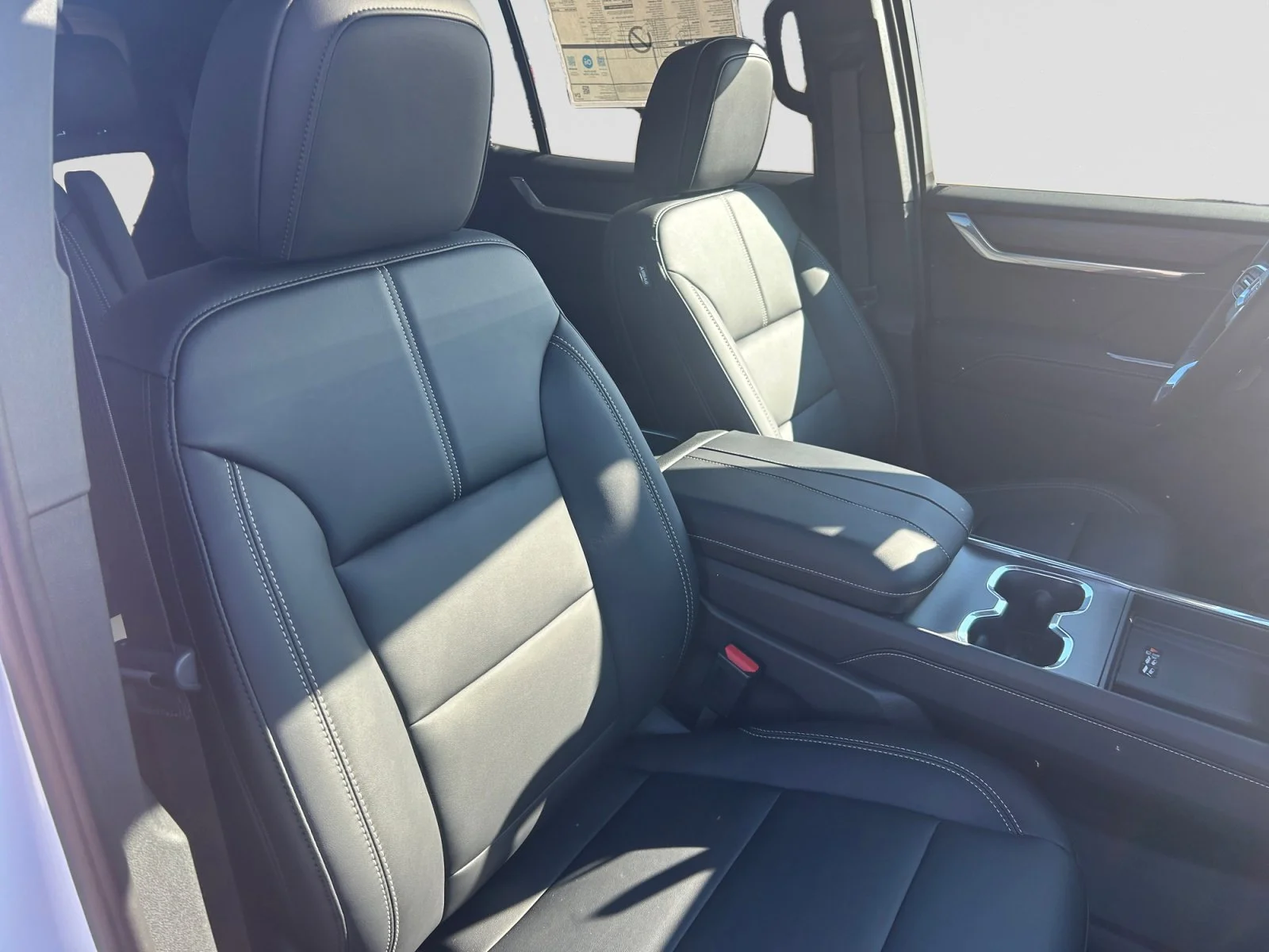 New 2026 Summit White GMC Elevation AWD image 12