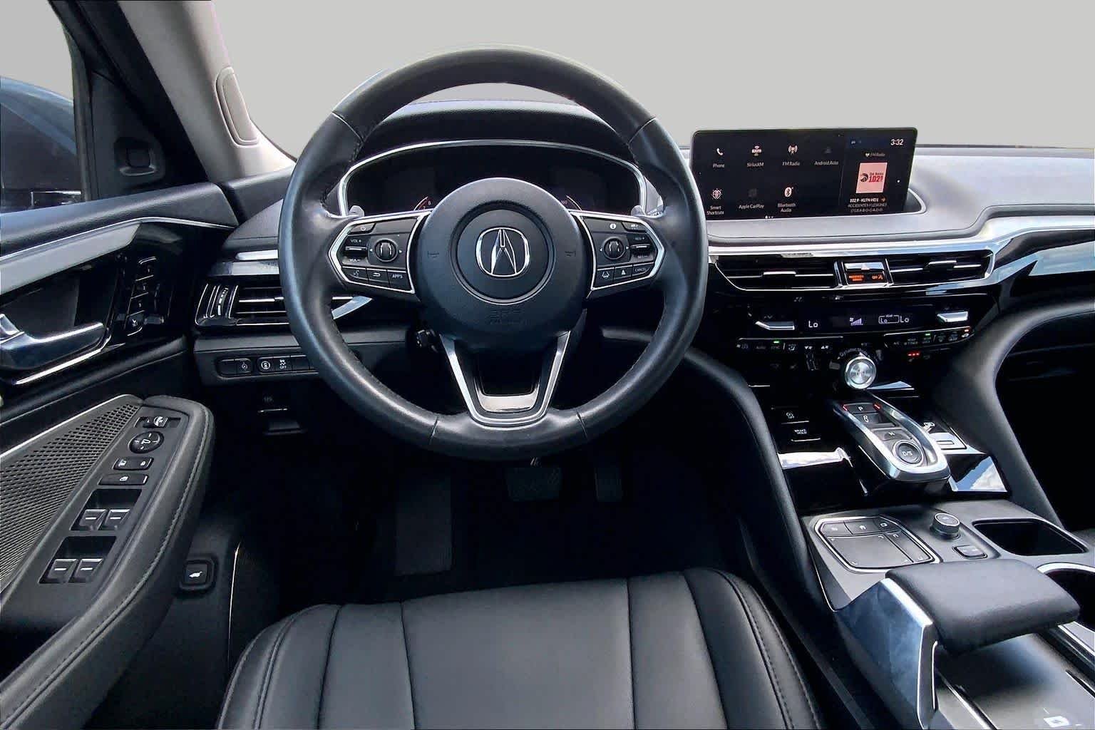 Used 2024 Liquid Carbon Metallic Acura  image 6